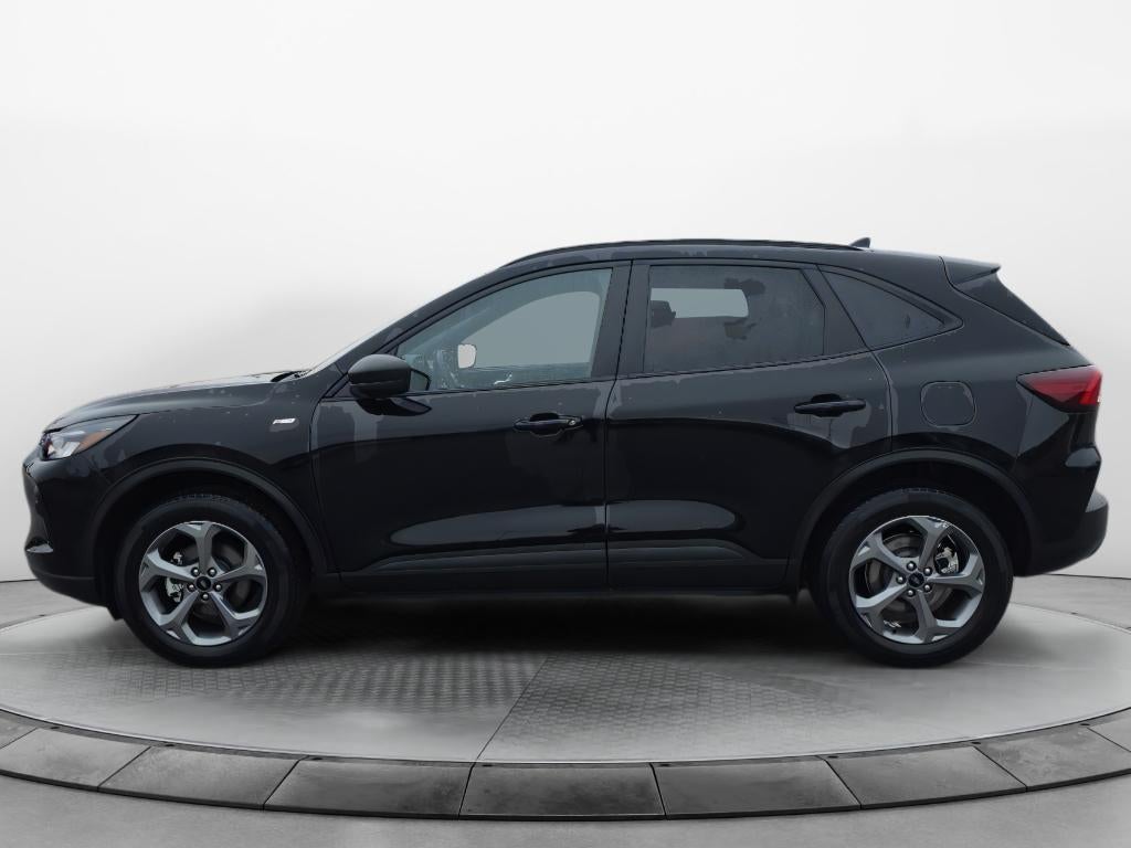2025 Ford Escape — side profile view